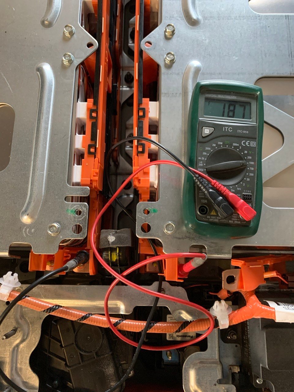 Mesure de tension sur pack batterie haute tension